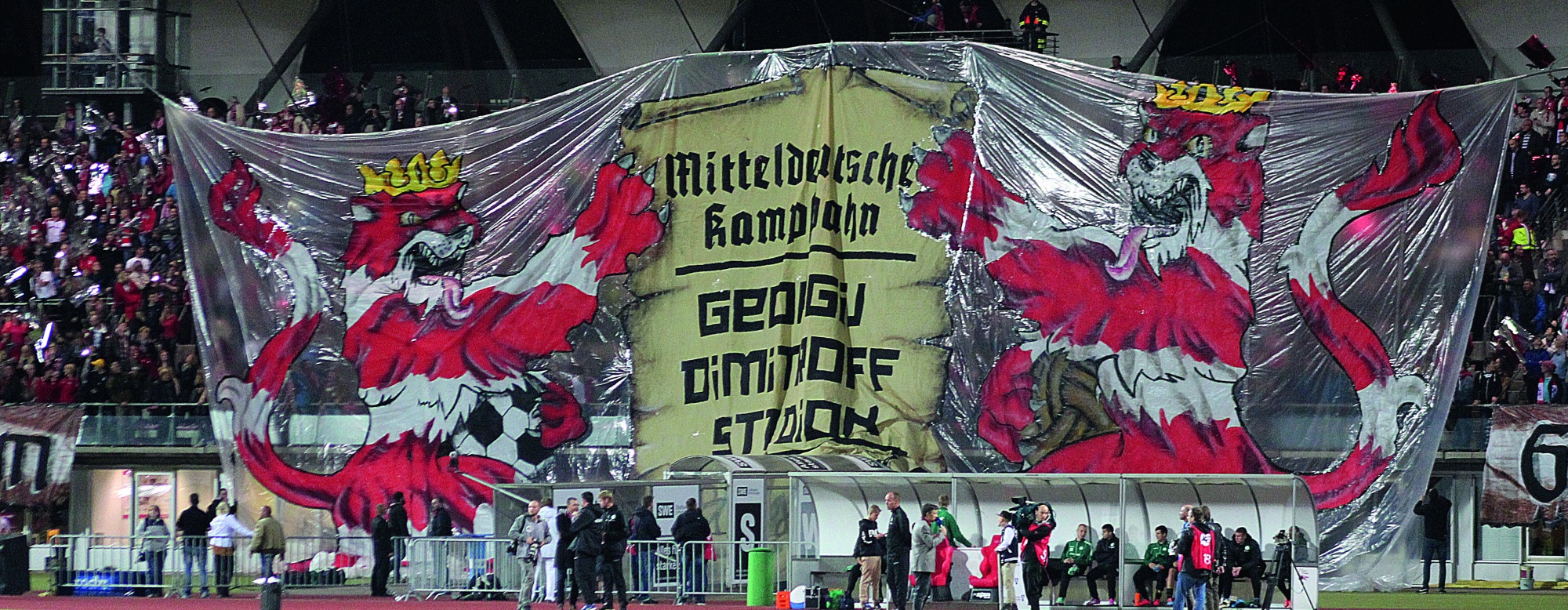 Choreografie-beim-Abschiedsspiel-altes-Steigerwaldstadion-am-8.-Oktober-2014---Foto-Marcel-Junghanns.JPG
